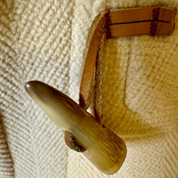 Wool winter coat - Picture 2 of 11